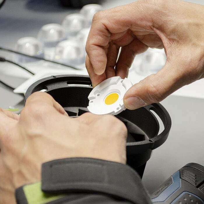 Wij Produceren En Leveren Maatwerk Verlichting In Elke Vorm, Functie En Afmeting