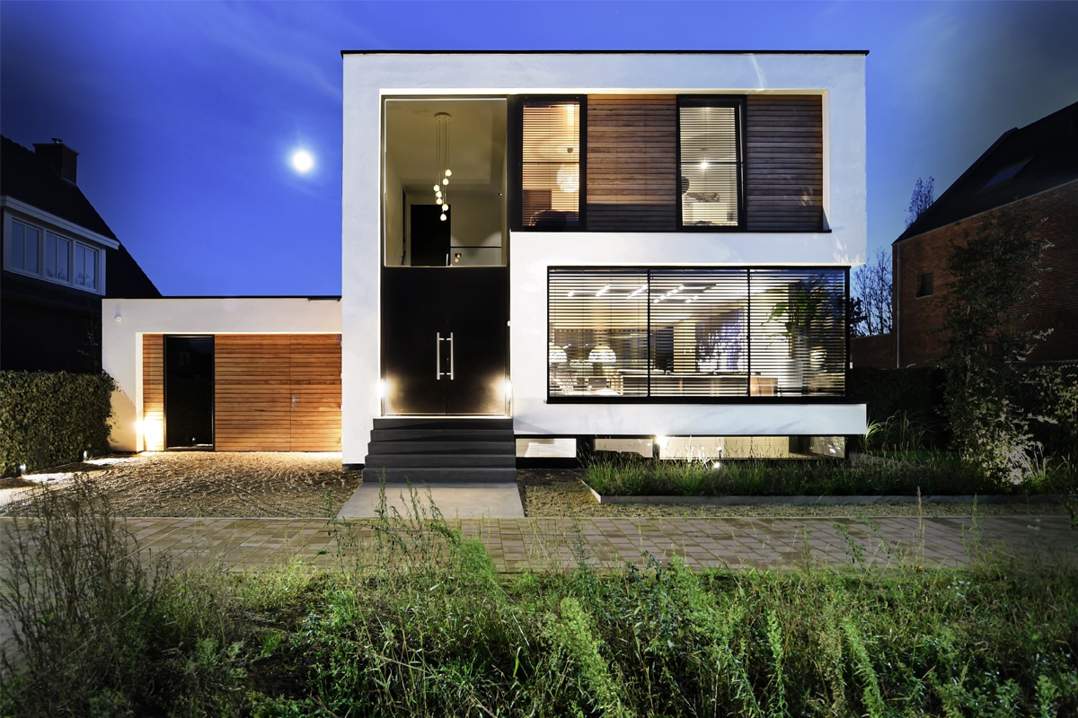 Lichtplan voor luxe villatuin in Sambeek